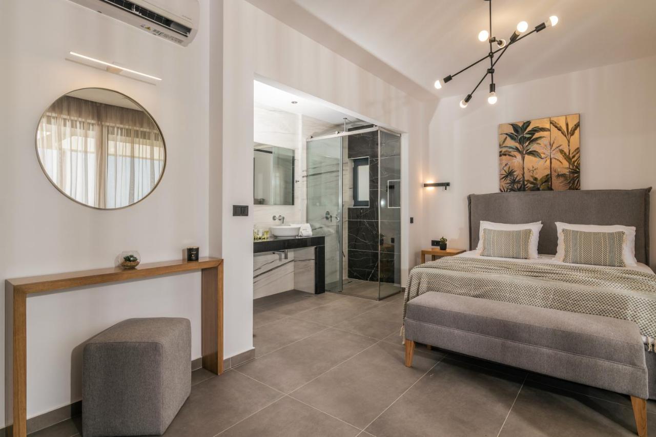 Nerea Seafront Villa, A Pristine Retreat, By Thinkvilla Akrotiri  Exterior photo